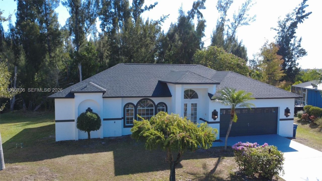 14441 Pine Lily Dr, Fort Myers, FL 33908 Photo