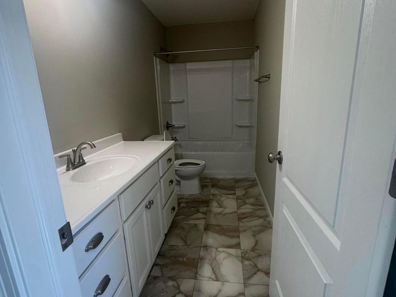 364 Victor Drive, Circleville, OH 43113 Photo 8