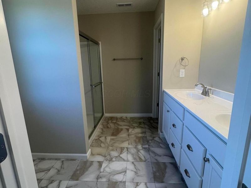 364 Victor Drive, Circleville, OH 43113 Photo 9