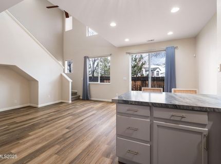 9294 Lone Wolf Circle, Reno, NV 89506 Photo