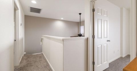 9294 Lone Wolf Circle, Reno, NV 89506 Photo