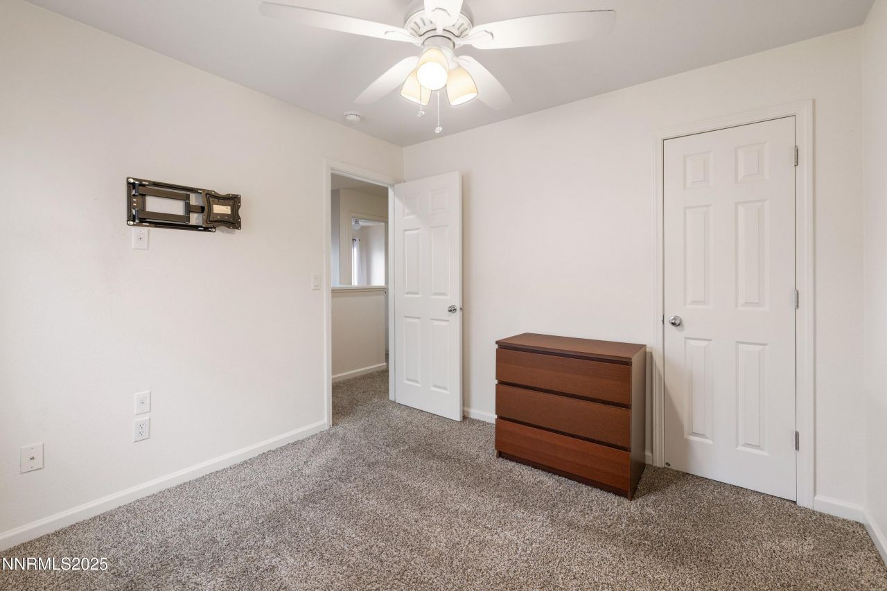 9294 Lone Wolf Circle, Reno, NV 89506 Photo