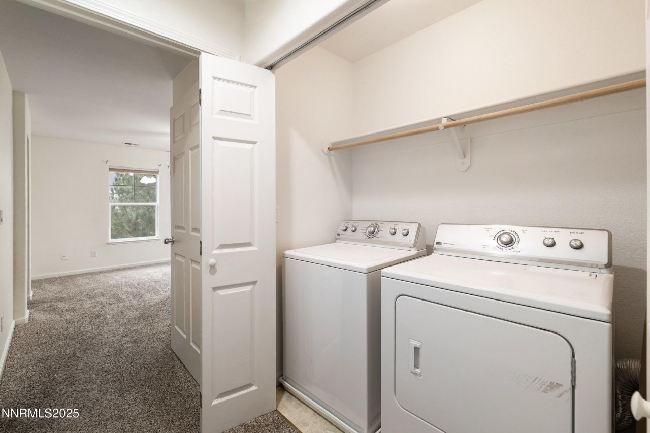 9294 Lone Wolf Circle, Reno, NV 89506 Photo