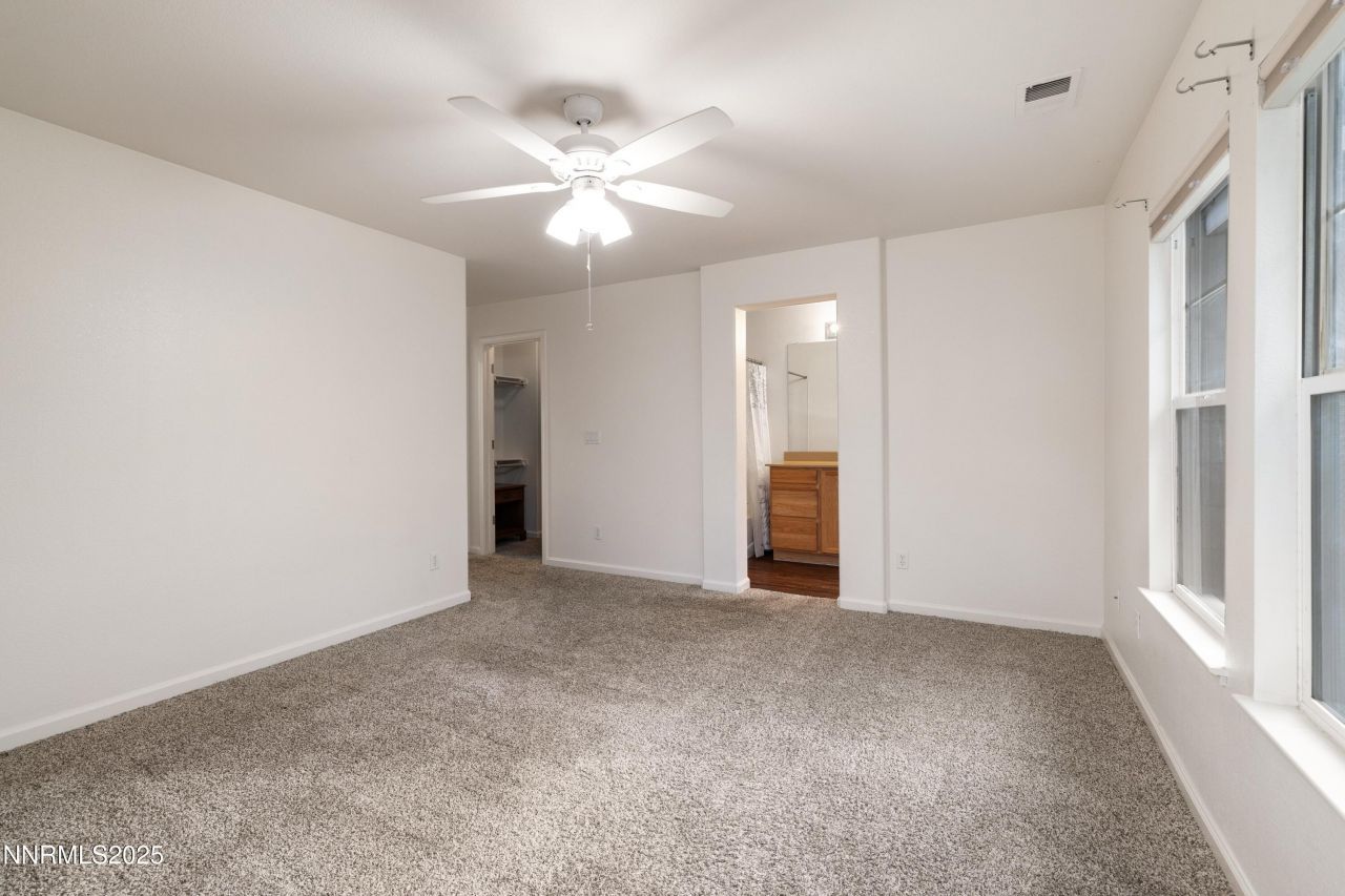9294 Lone Wolf Circle, Reno, NV 89506 Photo