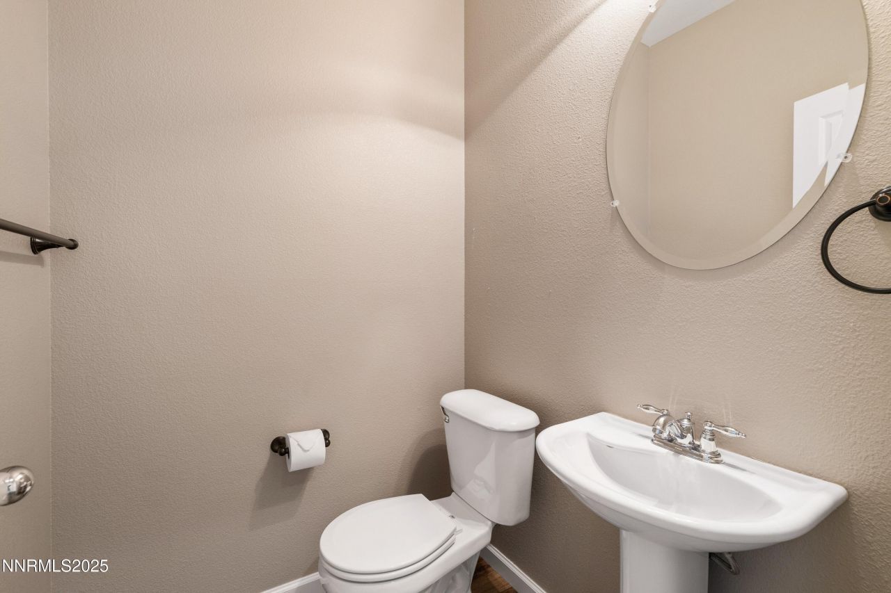 9294 Lone Wolf Circle, Reno, NV 89506 Photo