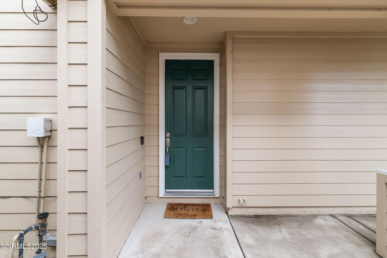 9294 Lone Wolf Circle, Reno, NV 89506 Photo