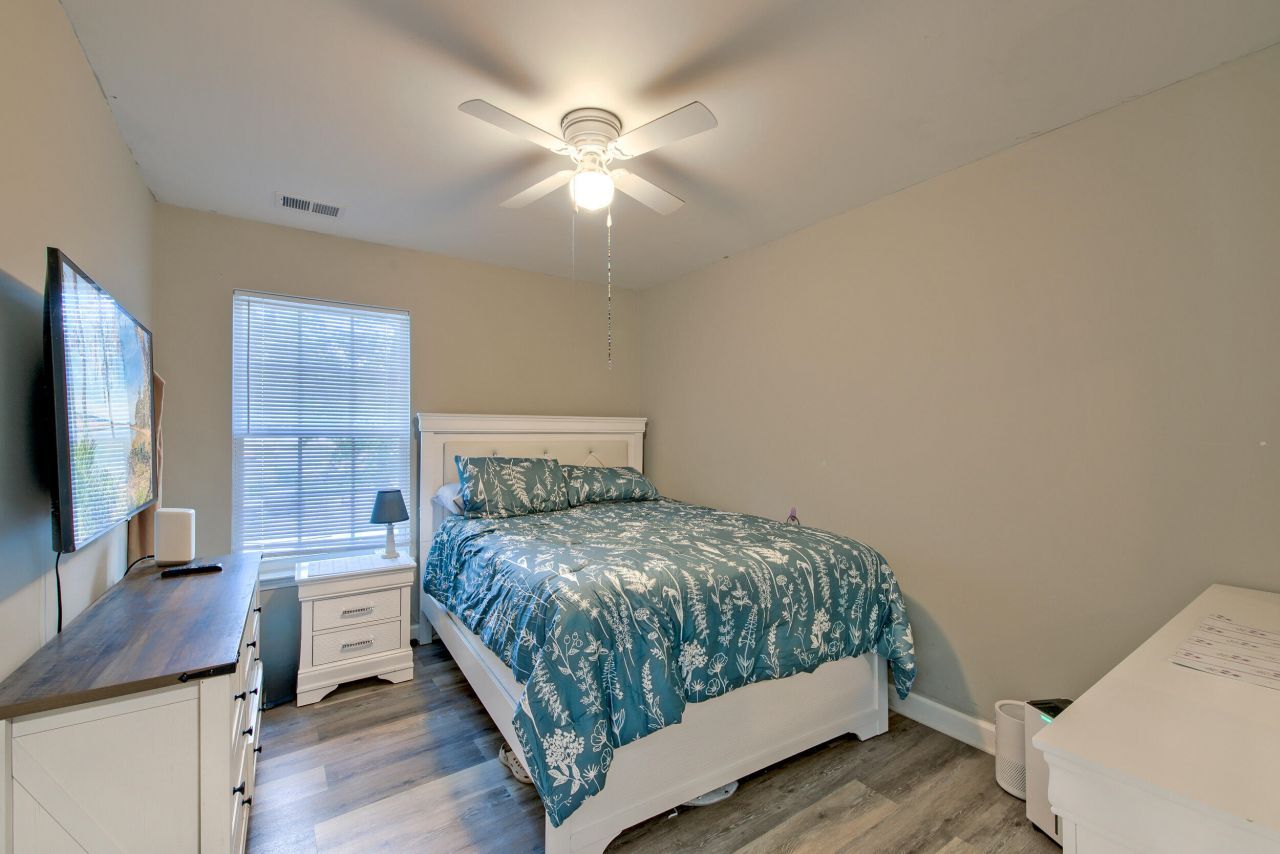 2538 Wayne Scott Court Photo 14