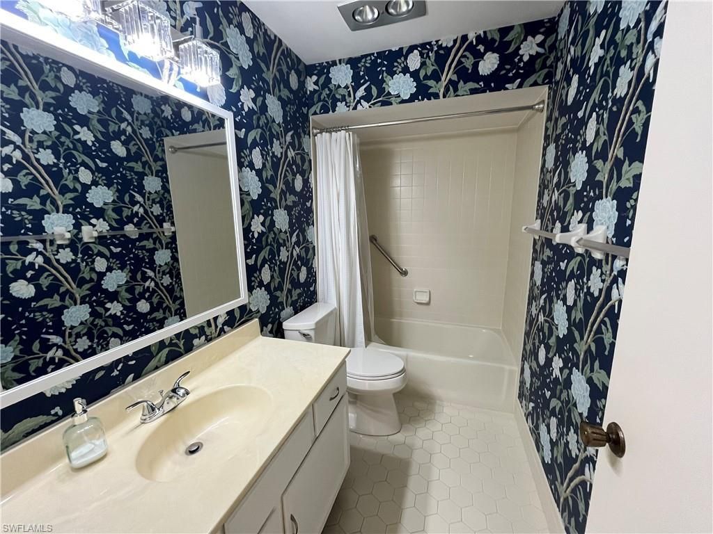 1335 Broadwater Dr, Fort Myers, FL 33919 Photo