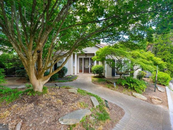 1250 Parkwood Circle SE, Unit 2310, Atlanta, GA 30339