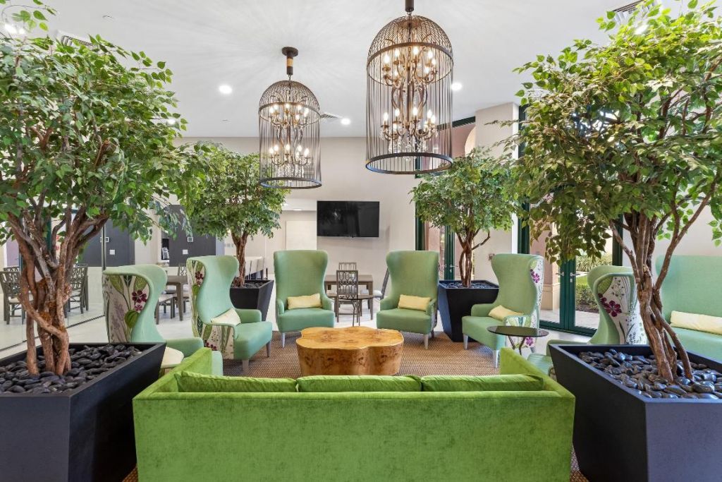 100 SE 5th Avenue, Unit 207, Boca Raton, FL 33432 Photo