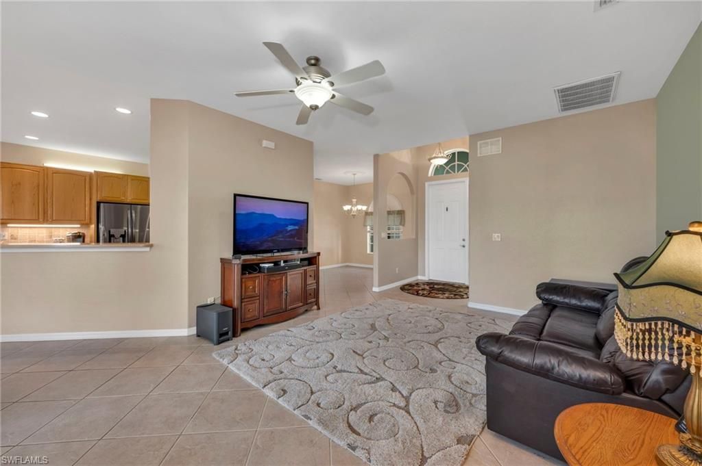 3685 Yosemite Ct, Naples, FL 34116 Photo