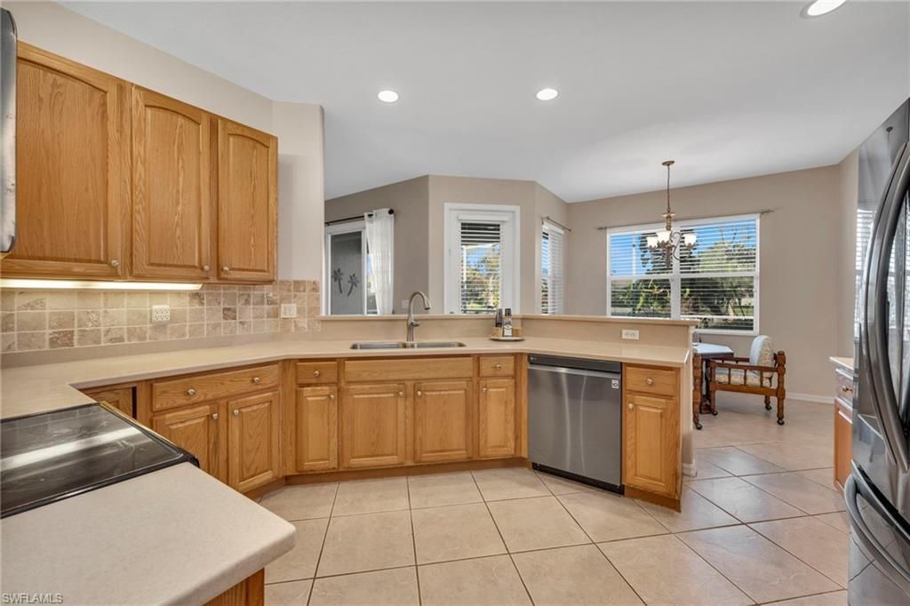 3685 Yosemite Ct, Naples, FL 34116 Photo