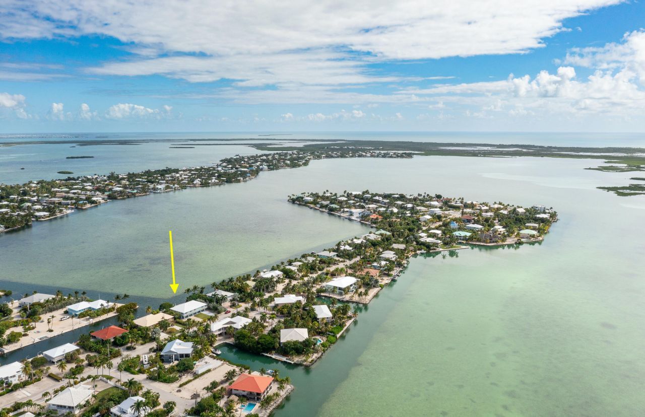 205 S Point Drive, Sugarloaf, FL 33042 Photo