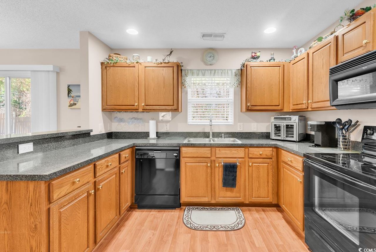 3061 Regency Oak Dr. Photo 11