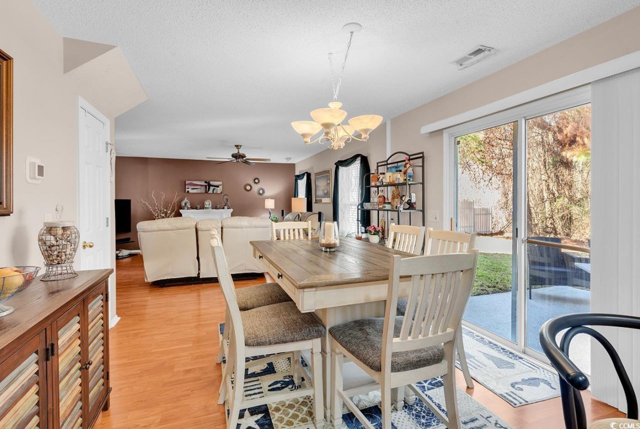 3061 Regency Oak Dr. Photo 12