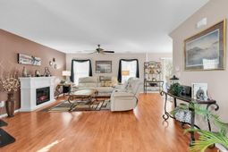 3061 Regency Oak Dr. photo 4