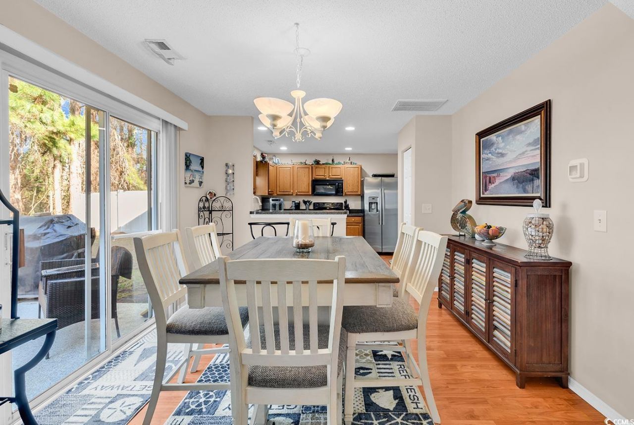 3061 Regency Oak Dr. Photo 8