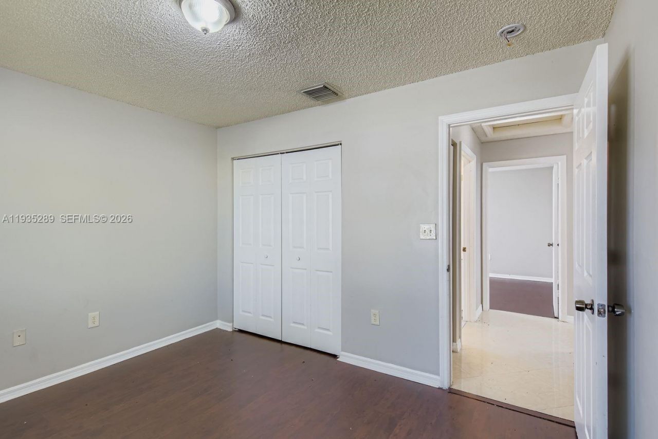 14242 NW 18th Pl, Pembroke Pines, FL 33028 Photo