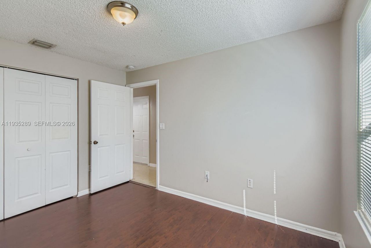 14242 NW 18th Pl, Pembroke Pines, FL 33028 Photo