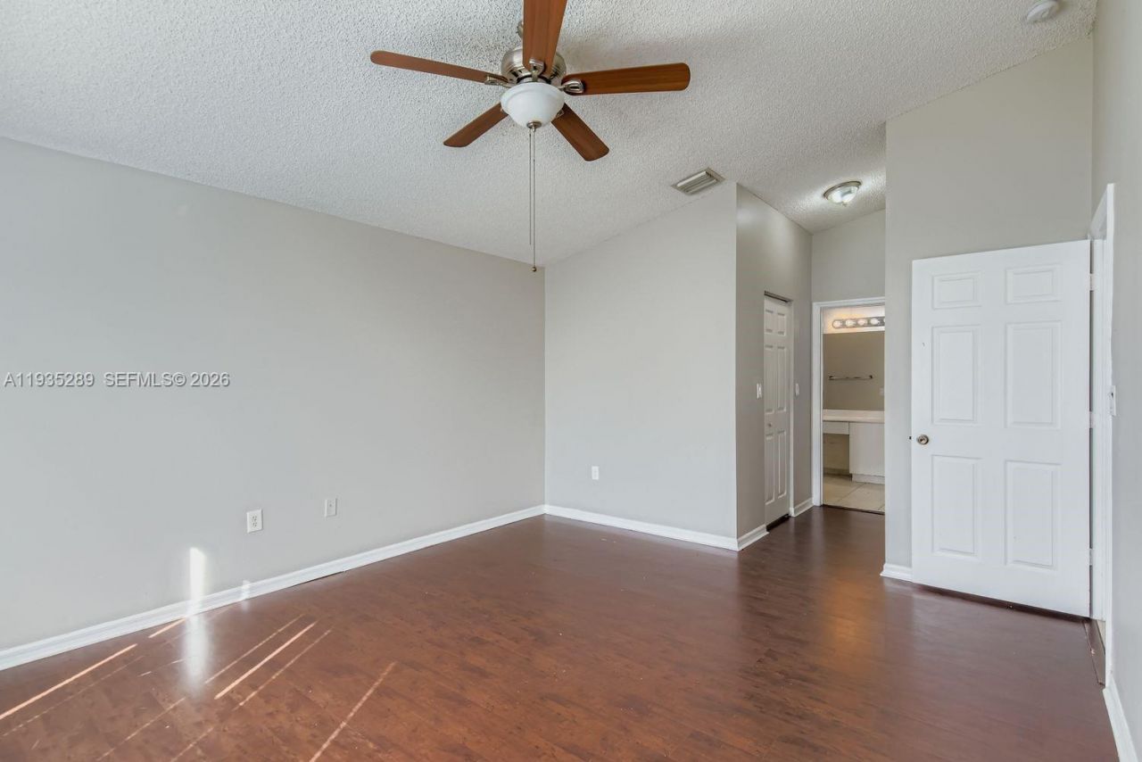 14242 NW 18th Pl, Pembroke Pines, FL 33028 Photo