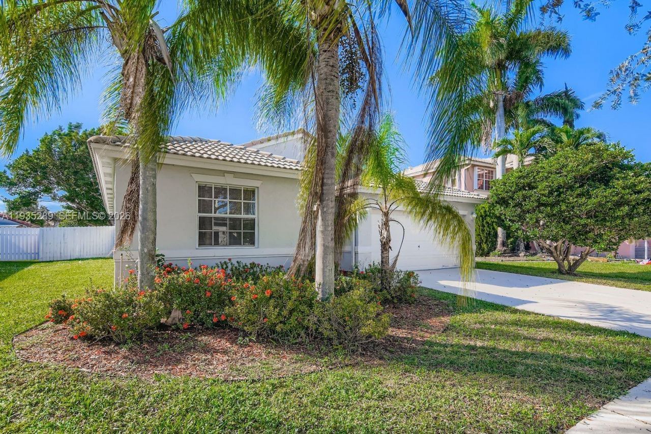 14242 NW 18th Pl, Pembroke Pines, FL 33028 Photo