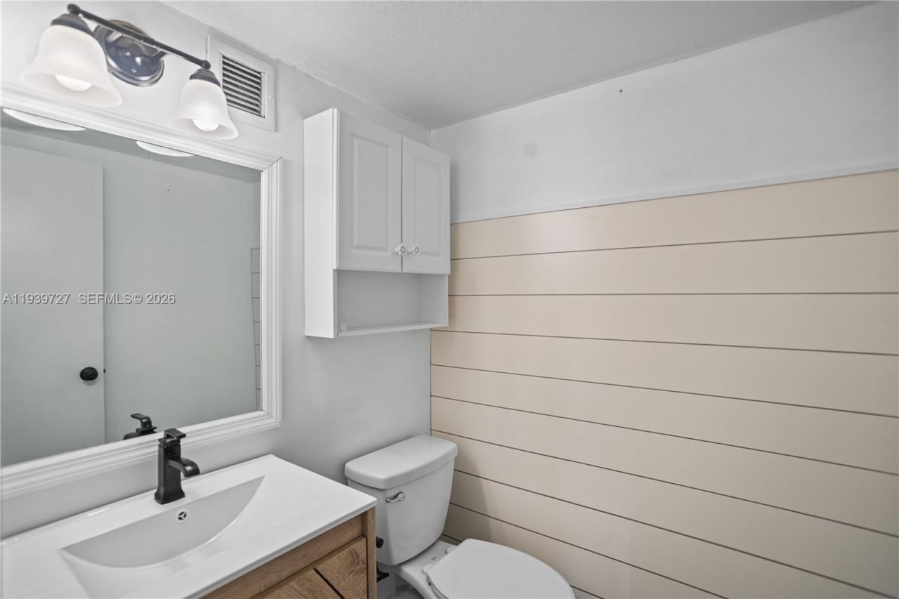 2101 Atlantic Shores Blvd , Unit 107, Hallandale Beach, FL 33009 Photo