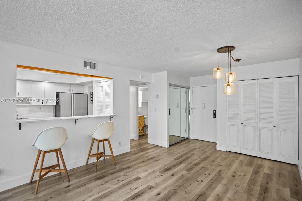 2101 Atlantic Shores Blvd , Unit 107, Hallandale Beach, FL 33009 Photo