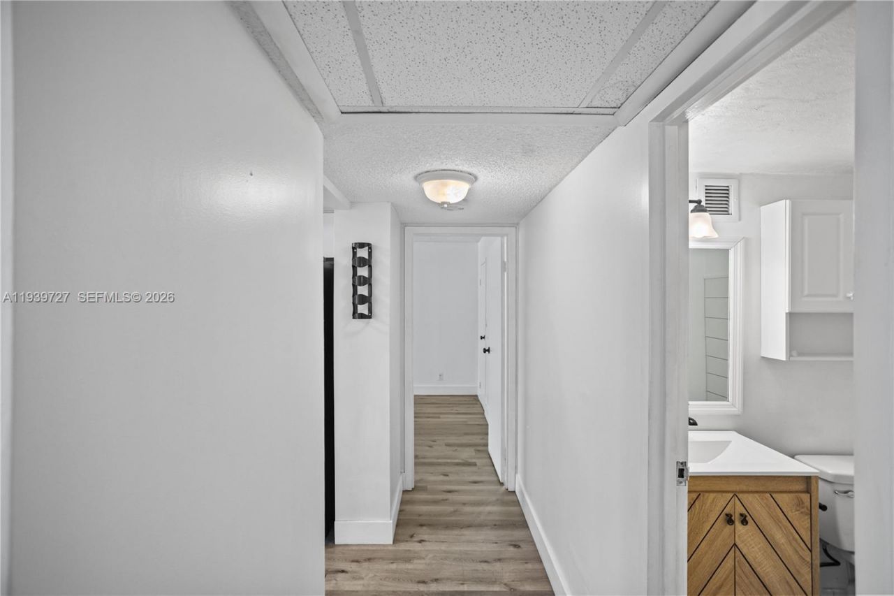 2101 Atlantic Shores Blvd , Unit 107, Hallandale Beach, FL 33009 Photo