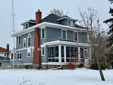 311 9th Street S, Olivia, MN 56277