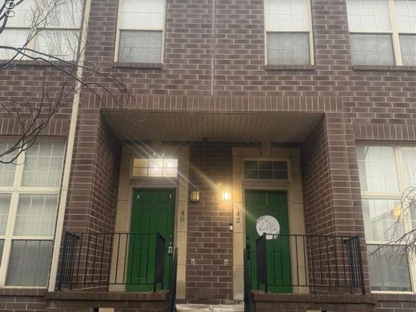 40 GEORGETOWN Court, Dearborn, MI 48126