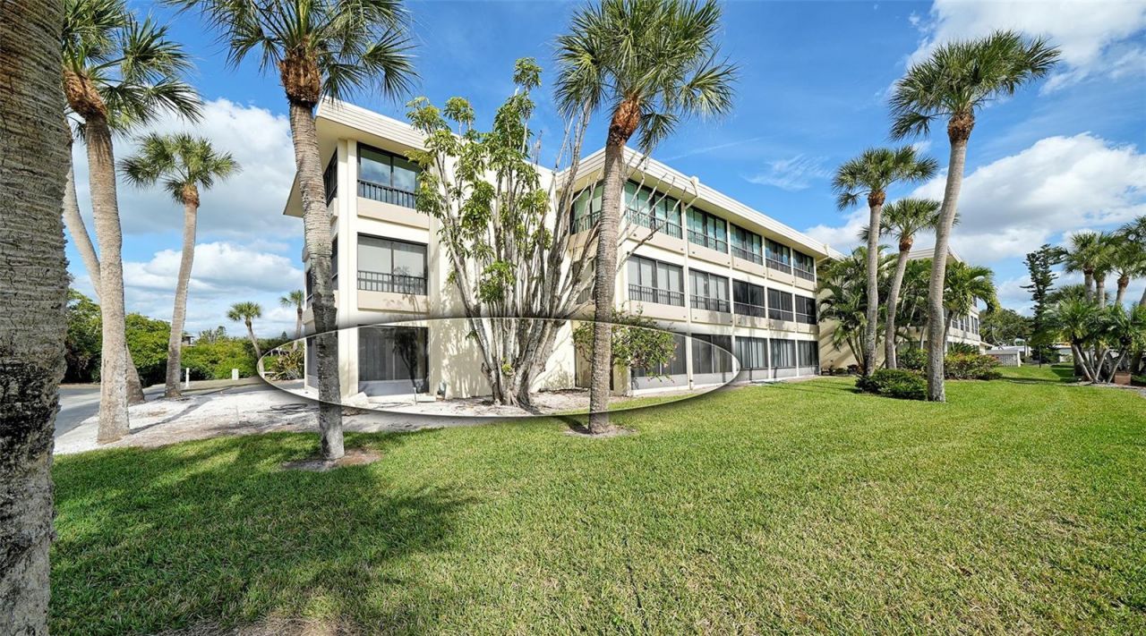 101 Whispering Sands Drive, Unit 107, Sarasota, FL 34242 Photo