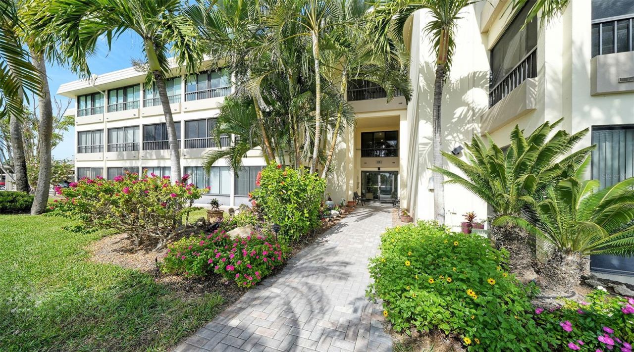 101 Whispering Sands Drive, Unit 107, Sarasota, FL 34242 Photo
