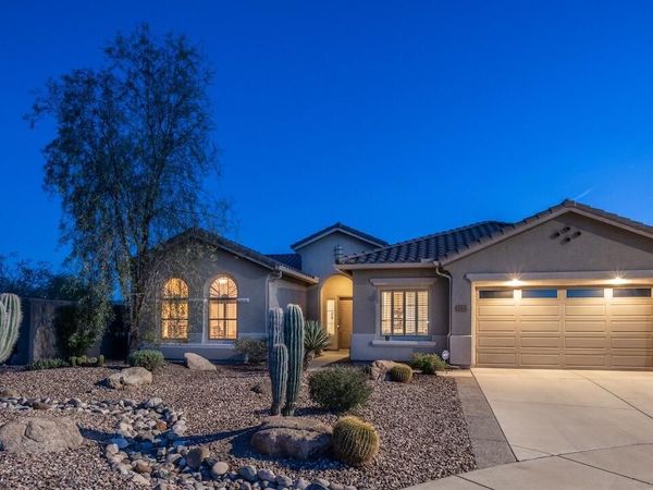 2401 W WEBSTER Court, Anthem, AZ 85086