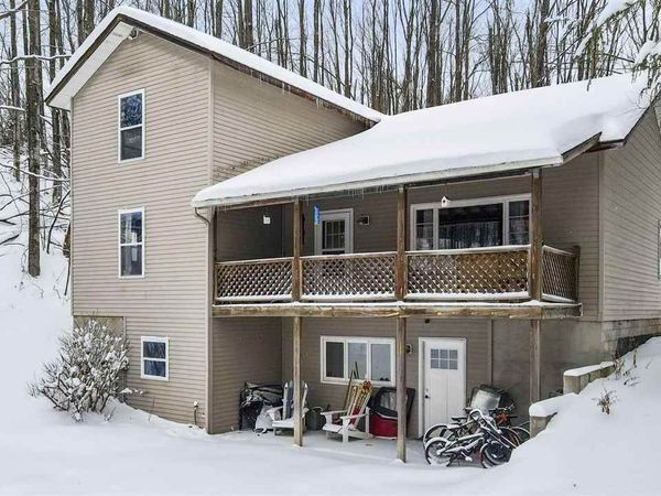 6832 Dayton Rd, Alanson, MI 49706