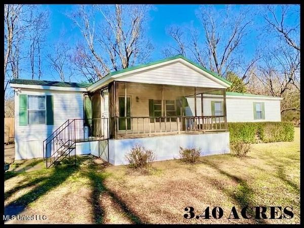 5089 Sees Chapel Road, Crenshaw, MS 38621