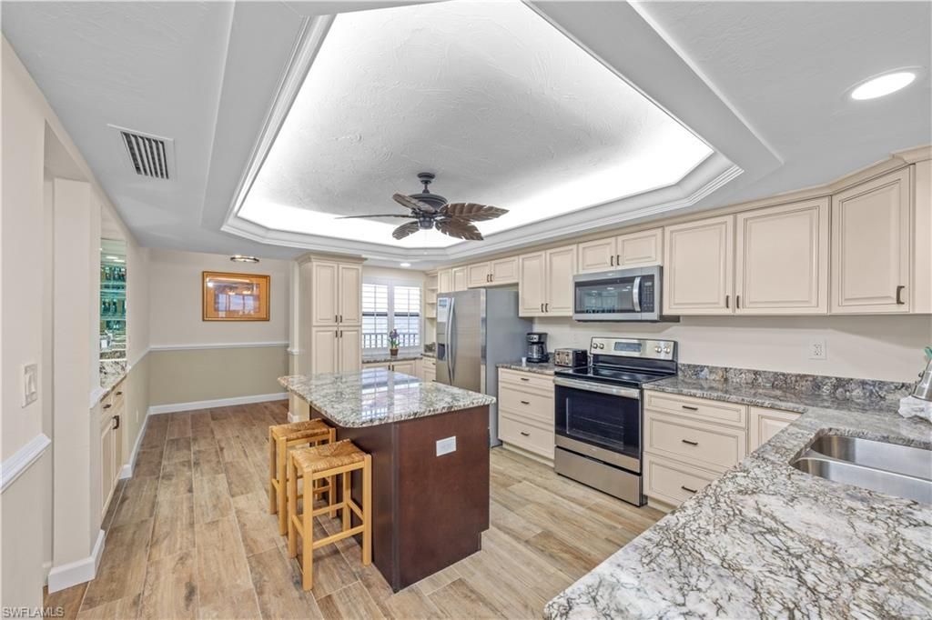 2445 W Gulf Dr, Unit 44E, Sanibel, FL 33957 Photo
