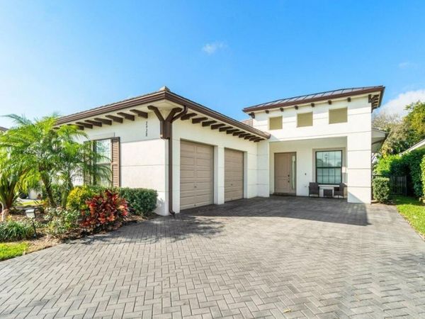 2928 Gin Berry Way, West Palm Beach, FL 33401