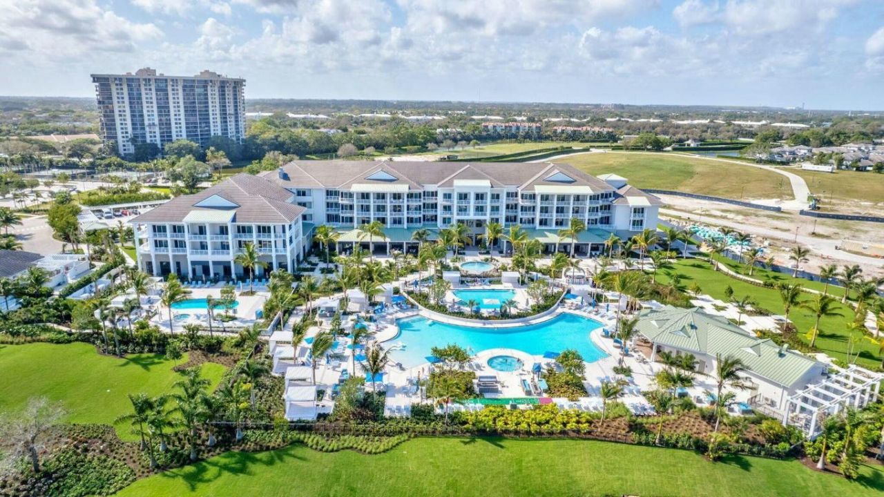 2928 Gin Berry Way, West Palm Beach, FL 33401 Photo