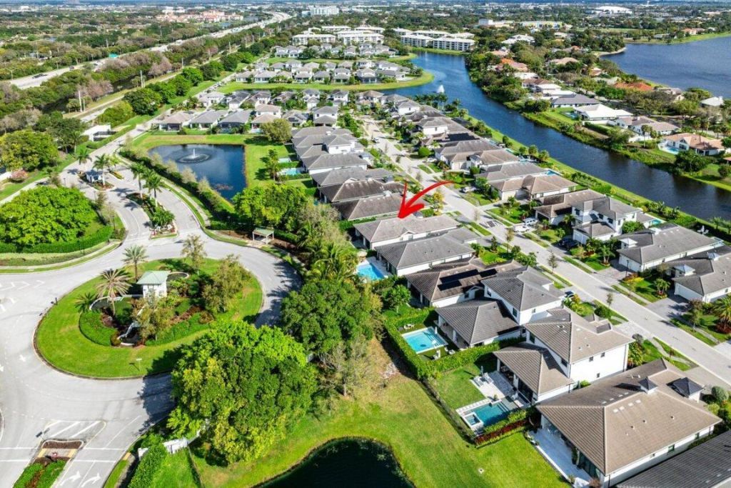 2928 Gin Berry Way, West Palm Beach, FL 33401 Photo