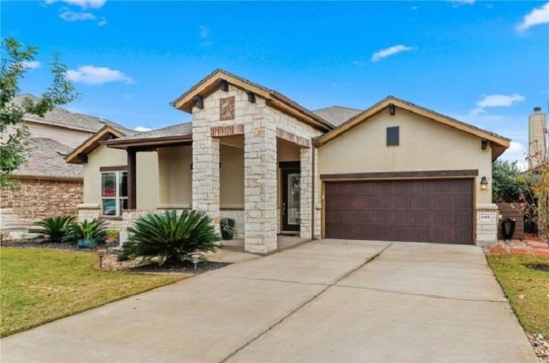 6108 Sabino Dr, Spicewood, TX 78669 Main Photo