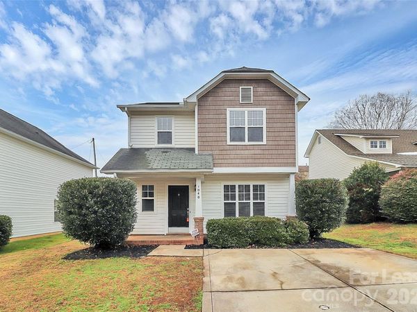 1040 Crestdale Crossing Drive, Matthews, NC 28105