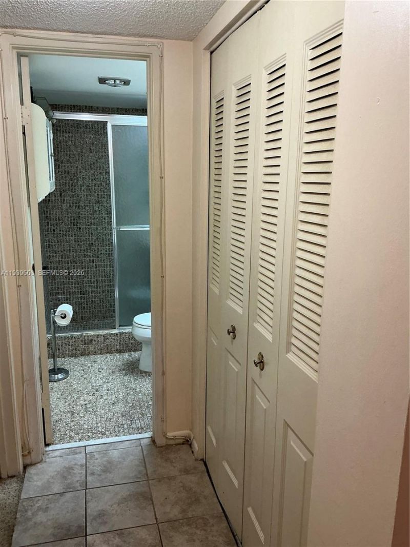 200 Ashbury Rd, Unit 203, Hollywood, FL 33024 Photo