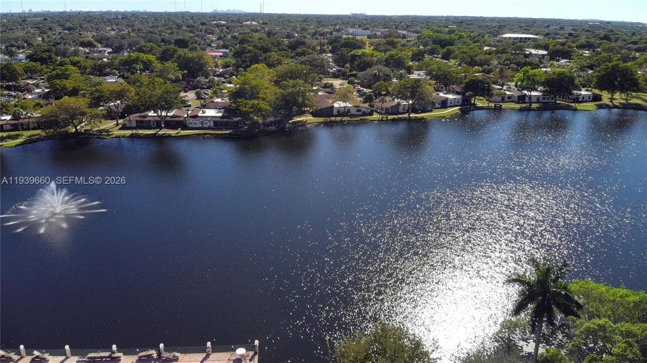 200 Ashbury Rd, Unit 203, Hollywood, FL 33024 Photo