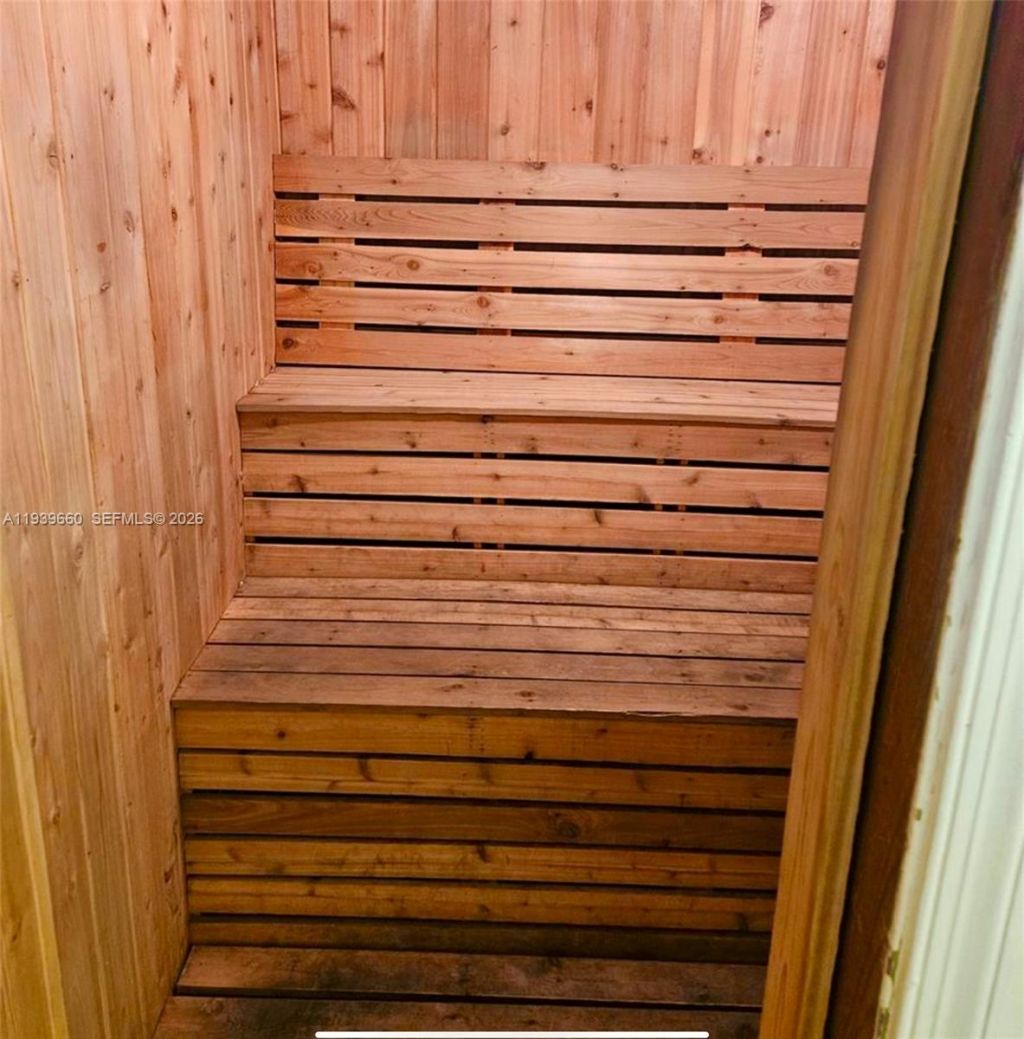 200 Ashbury Rd, Unit 203, Hollywood, FL 33024 Photo