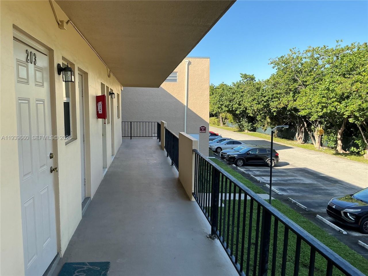 200 Ashbury Rd, Unit 203, Hollywood, FL 33024 Photo