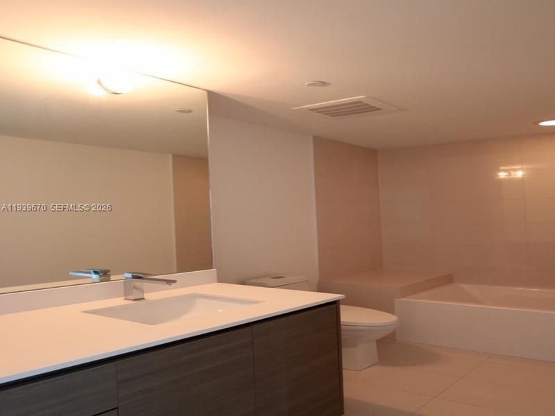 460 NE 28th St, Unit 2505, Miami, FL 33137 Photo