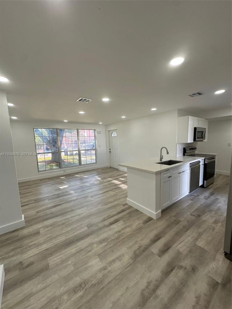 1521 NE 43rd Ct, Pompano Beach, FL 33064 Photo