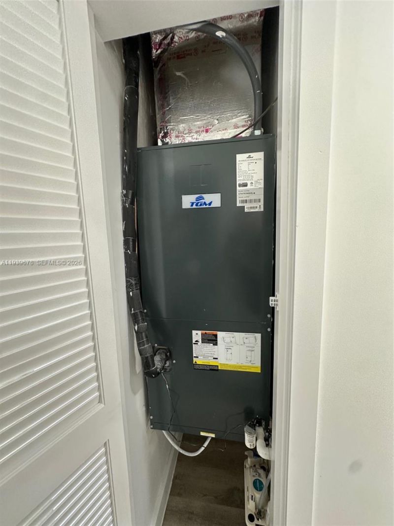 1521 NE 43rd Ct, Pompano Beach, FL 33064 Photo