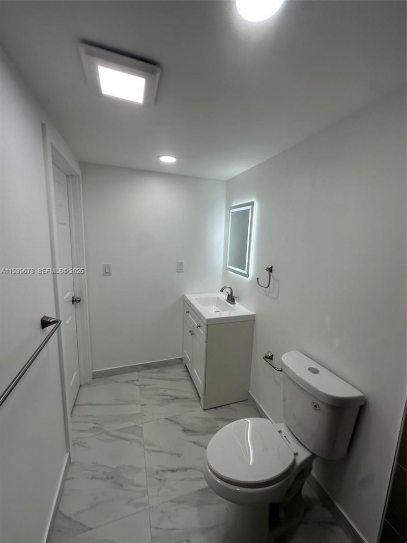 1521 NE 43rd Ct, Pompano Beach, FL 33064 Photo