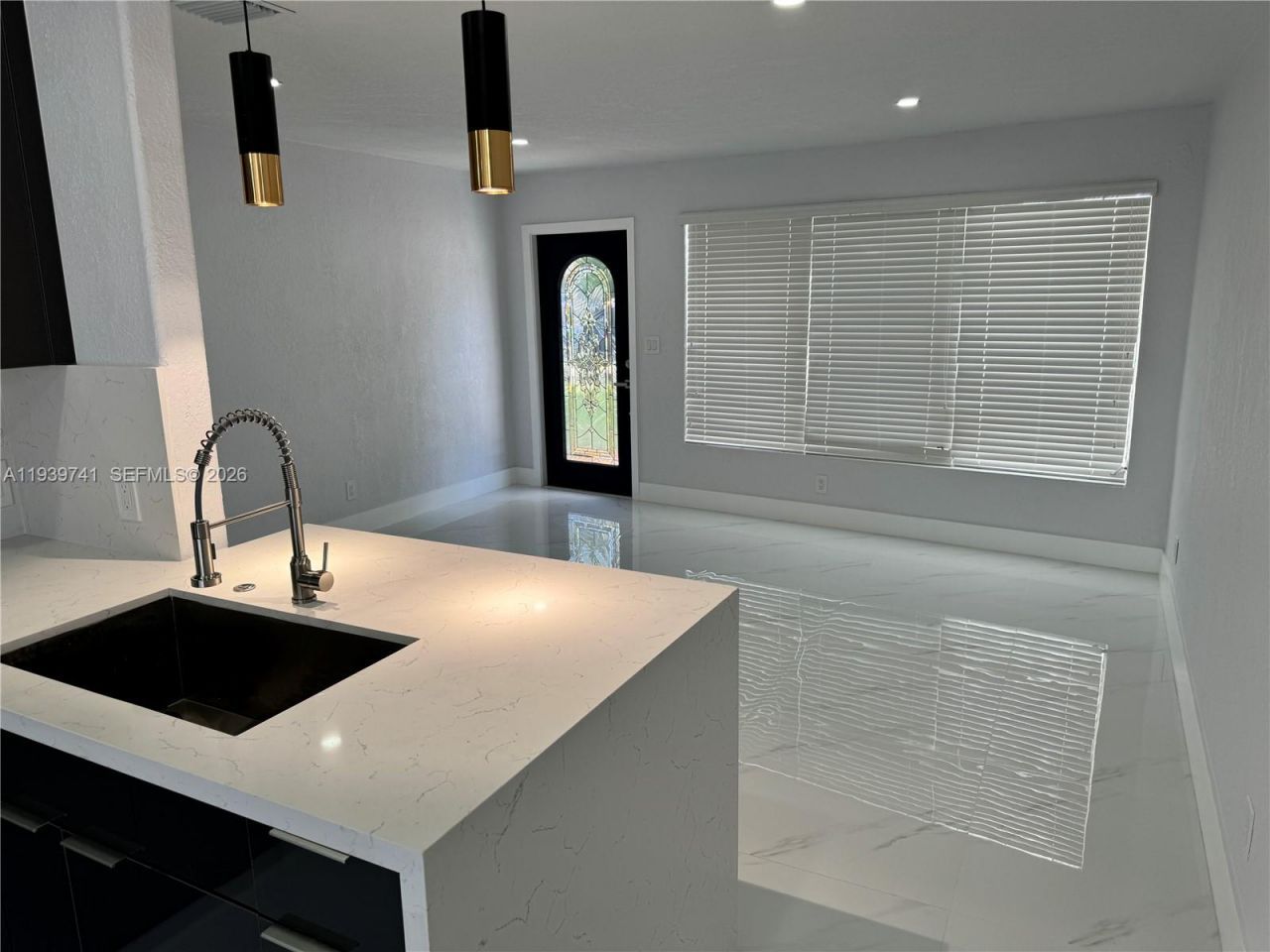 1649 NE 30th Ct , Pompano Beach, FL 33064 Photo